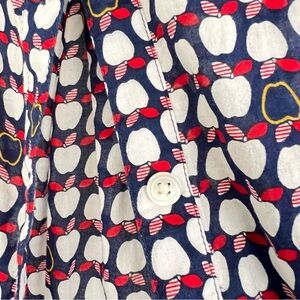 Caslon 100% Cotton Apple Print Button-down shirt. Women’s Size M.